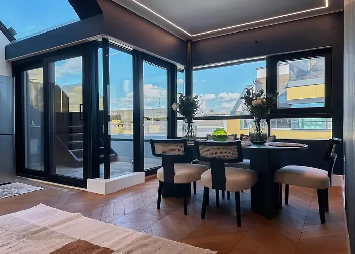 Next To Augarten I Penthouse I Rooftop Terrace I